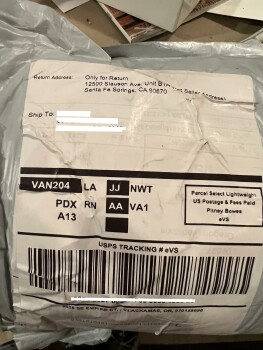 消费者安全报告 Packag did not order I got a pair of compression leg  thins with Velcro strap 
Did not order it 
I... 照片 #2