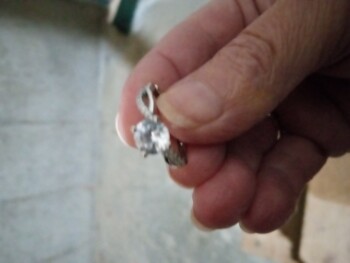 Verbrauchersicherheitsbericht I did not order I received a ring in the mail that I did not order And I don't know what it's from,... Foto #1