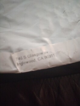 Rapport de sécurité du consommateur Received a unwanted package We received a cross necklace and we didn't order anything. Strange there... photo #1