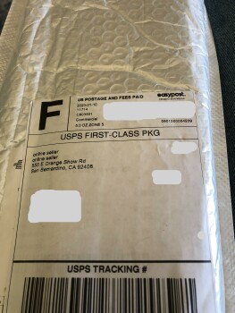 I ordered a dog bed and I got a pen صورة فوتوغرافية #1