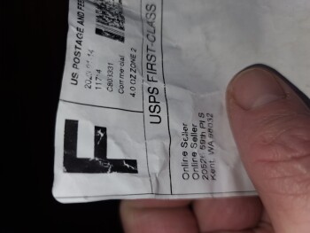 Informe de seguridad del consumidor Received Ear muffs First let me clarify how this happens. Online seller is a mass shipping facility... foto #1