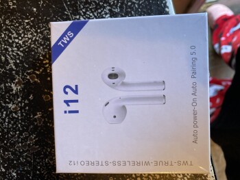 Ear buds photo #1
