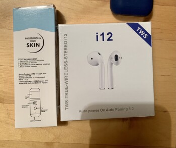 Consumer Safety Report Received Ear buds Received ear buds resembling air pods.

I'm in Farmington Hills photo #1