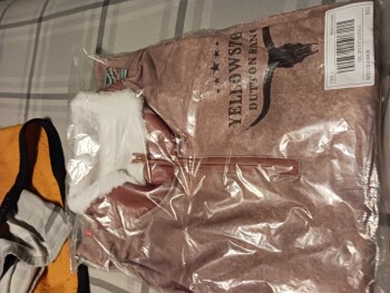 Relatório de segurança do consumidor we did not order. We received a shirt that we did not order. We did order a different shirt but did... foto #1