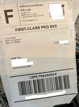 Informe de seguridad del consumidor Unordered Package I received a ring. I did not order from an online seller,

01/30 update: I recei... foto #2