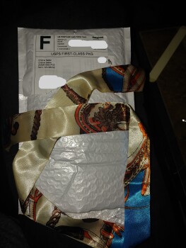 I am reporting an unordered package Foto #1