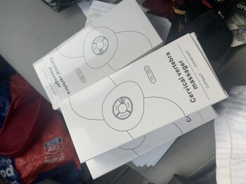 Verbrauchersicherheitsbericht Unordered Package from Online seller I am receiving items I have never ordered… no receipt…Cervical... Foto #1