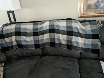 Consumer Safety Report Unordered scarf received on the mail I ordered two no face nativity sets
An unordered scarf just go... photo #1