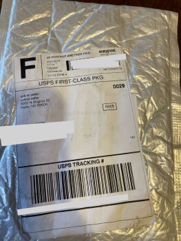 Verbrauchersicherheitsbericht Scam Alert An item received that I did not order from 8000 N Virginia St Reno NV
I received an item... Foto #2