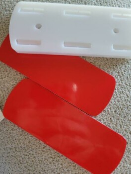 Consumer Safety Report Unordered Package I received a package with a white plastic thing in it. Can not figure out what it... photo #2