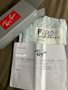 Unordered RayBans Package foto #1