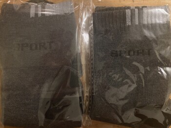 Rapport de sécurité du consommateur Scam www.epi-some.com Ordered 72 inch pantry. Received two pairs of socks. Same Inglewood address as... photo #1