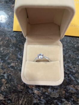 Unordered package from Tevin James photo #1