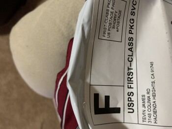 消费者安全报告 Tavin James ring that l didn’t order I received a ring that l never ordered. This is worrisome to me... 照片 #1