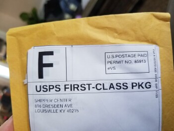 Random Empty Package Foto #1