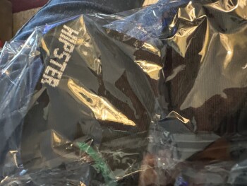 Rapport de sécurité du consommateur Unordered Package I received two pair of socks that I didn’t order. photo #1