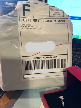 Scam Package from Tevin James foto #1
