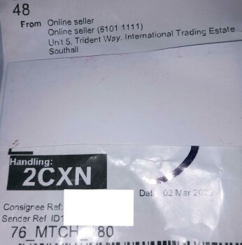 Dint buy from seller  6101 1111 BEBAS 54 at Southall- scam. صورة فوتوغرافية #1