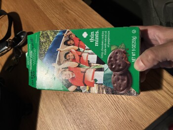 消费者评论 - 食品安全 Girl Scouts cookies, St. Louis, MO, USA Last night before bed I ate a sleeve of Thin Mints and water... 照片 #2