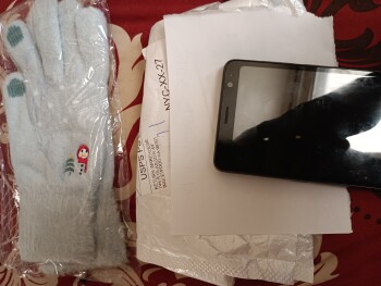 Received a pair of gloves but I order a church podium صورة فوتوغرافية #1