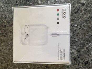 Verbrauchersicherheitsbericht Package I did not order I did not order from this company  but I received Blue Tooth Ear Buds I'm in... Foto #1