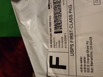 Receipt of an unordered item صورة فوتوغرافية #1