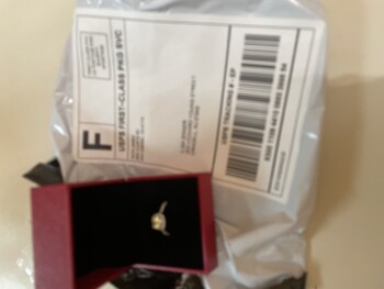 A cheap ring Foto #1