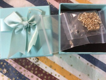 I received a bracelet that I did not order photo #1