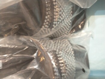 Consumer Safety Report I received a pair of shoes that I didn't order & want a refund immediately Received a pair of PRADA... photo #1