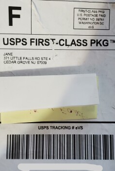 消费者安全报告 Unordered Package Same story as others. My mother received a fake diamond ring in the mail today, 3/... 照片 #2