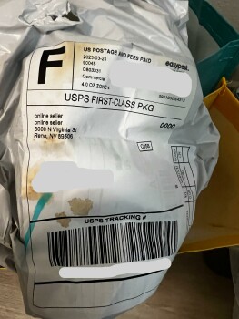 Rapport de sécurité du consommateur I've got unexpected package, It looks like scarf. Today, I received a package from USPS and there wa... photo #3