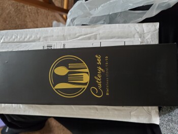 تقرير سلامة المستهلك I received a Cutlery Set, that I did not order. I received a Cutlery Set today in the mail, that I d... صورة فوتوغرافية #2