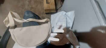 Something I didn't order a fanny pack Foto #1