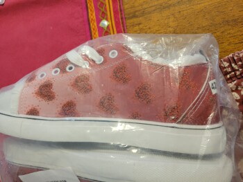 I ordered other products that have not arrived. صورة فوتوغرافية #1