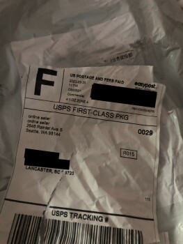 تقرير سلامة المستهلك On Line Seller I received a package in the mail that I did not order. It was a blue dress for a litt... صورة فوتوغرافية #2