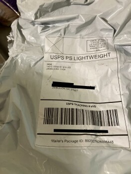 消费者安全报告 Tiffany Signal I was scrammed these wigs are ugly and nt what I ordered or want.
I am in Zebulon, N... 照片 #1