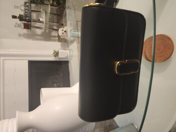 Verbrauchersicherheitsbericht Fraud Alert I received  a package from 21 1 w lake st Addison IL and never ordered anything from the... Foto #1