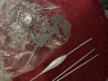 消费者安全报告  Fraudulent scam-received package and not anything I was expecting! They took info from original art... 照片 #1