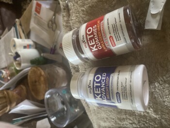 Consumer Safety Report I did not order this i did not otder this. Ill go to the bank Monday and report it is fraud photo #2