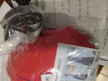 Ordered a hammock,received a red scarf ! photo #1