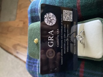 Relatório de segurança do consumidor GRA/Jane Ordered clothing from JCP via an add on Facebook. Never received clothing but received a fa... foto #1