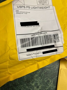 消费者安全报告 I am reporting a ring I did not order and it is substandard. I do not know what to do with it.  Rece... 照片 #2