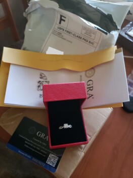 I did NOT order a ring from here! photo #1