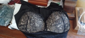 I order bras from another  company and came from carson and they are cheap and are not what i ordered photo #1