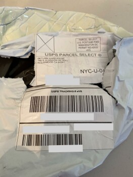 تقرير سلامة المستهلك I would like to report a package I just received that I did not order I would like to report a packa... صورة فوتوغرافية #3
