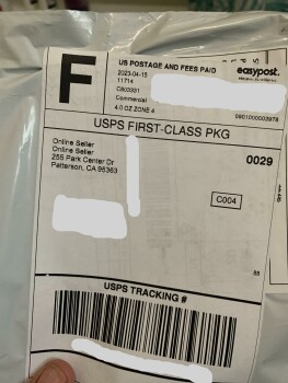 I am reporting this Unordered Package photo #1