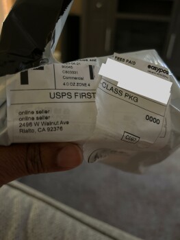 I received a package I did not order Foto #1