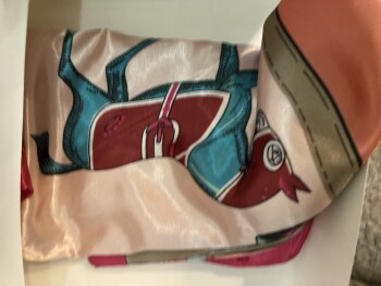 I received a package that I did not order. The stuff that I thought I was ordering did not come. photo #1