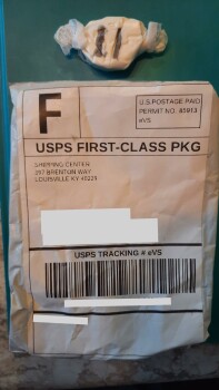 Received a package mailed. I did not order this foto #1