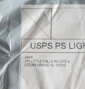 Informe de seguridad del consumidor Got a item I didn't order I recieved a package from  Janet  371 Little Falls Rd Suite 4  Cedar Grove... foto #1